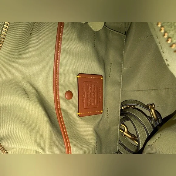 Coach Cary Moss Olive Green Pebbled Leather Shoulder Bag - also have the wallet! - Picture 7 of 16